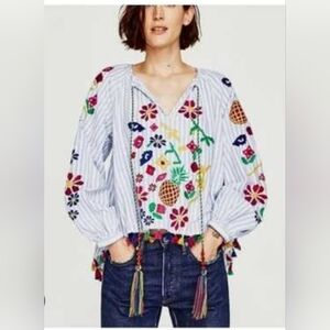 Kye Mi Colorful Cottln Bohoo White,Grey Embroidered Striped Women's Blouse
